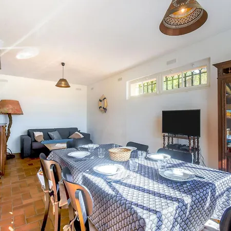 Maison La Galine By Interhome * Сен-Рафаэль